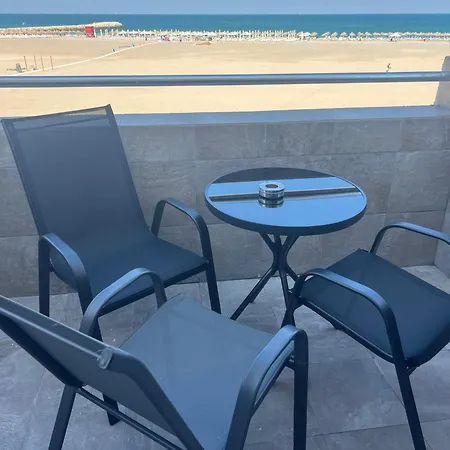 דירה La Playa - Situat Pe Plaja Cu La Mare
